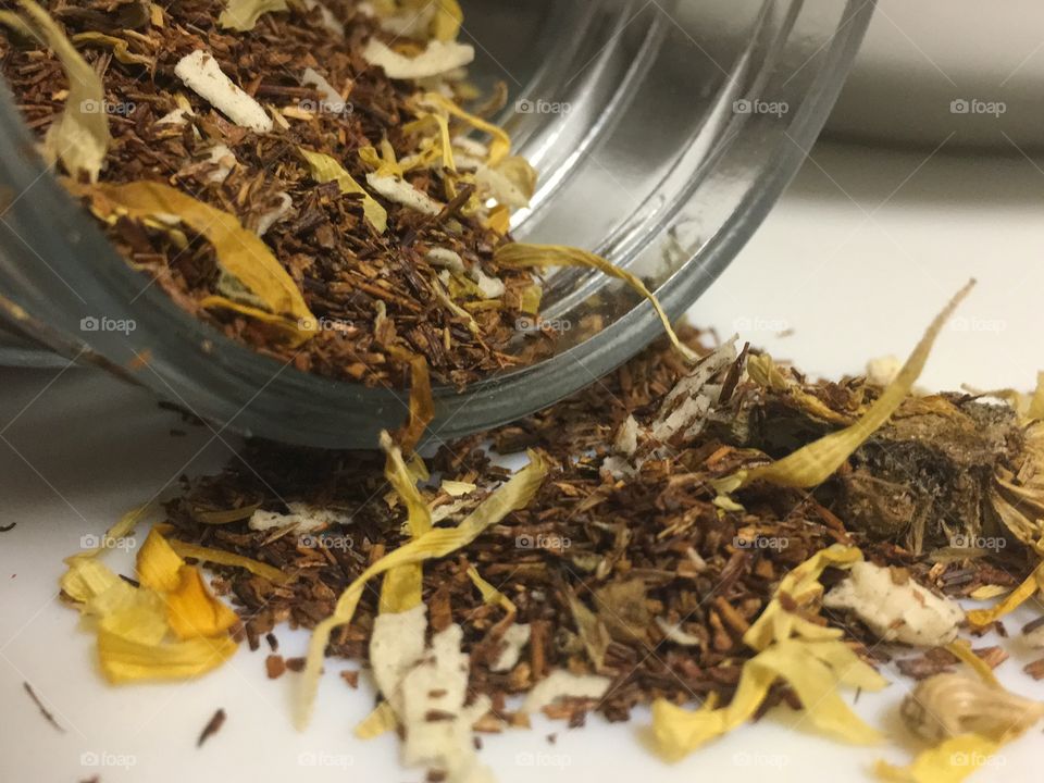Dried tea flowers