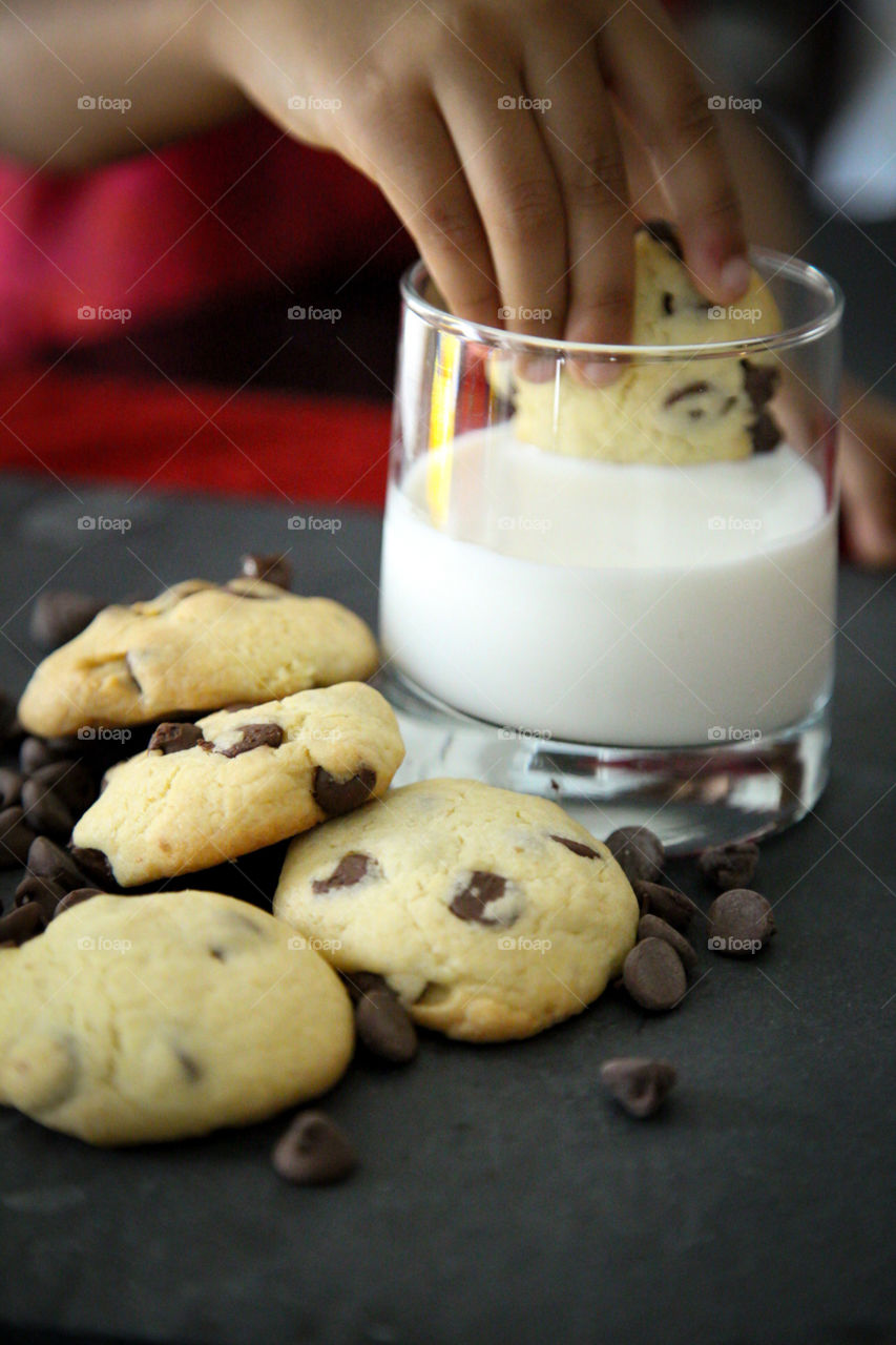 America’s favorite snack. Chocolate chip cookie in milk. Anywhere anytime ..... always relished. 