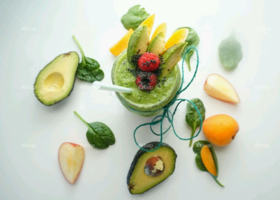 Fresh Fruit Smoothie - Avocado Smoothie - spinach, peach, apple