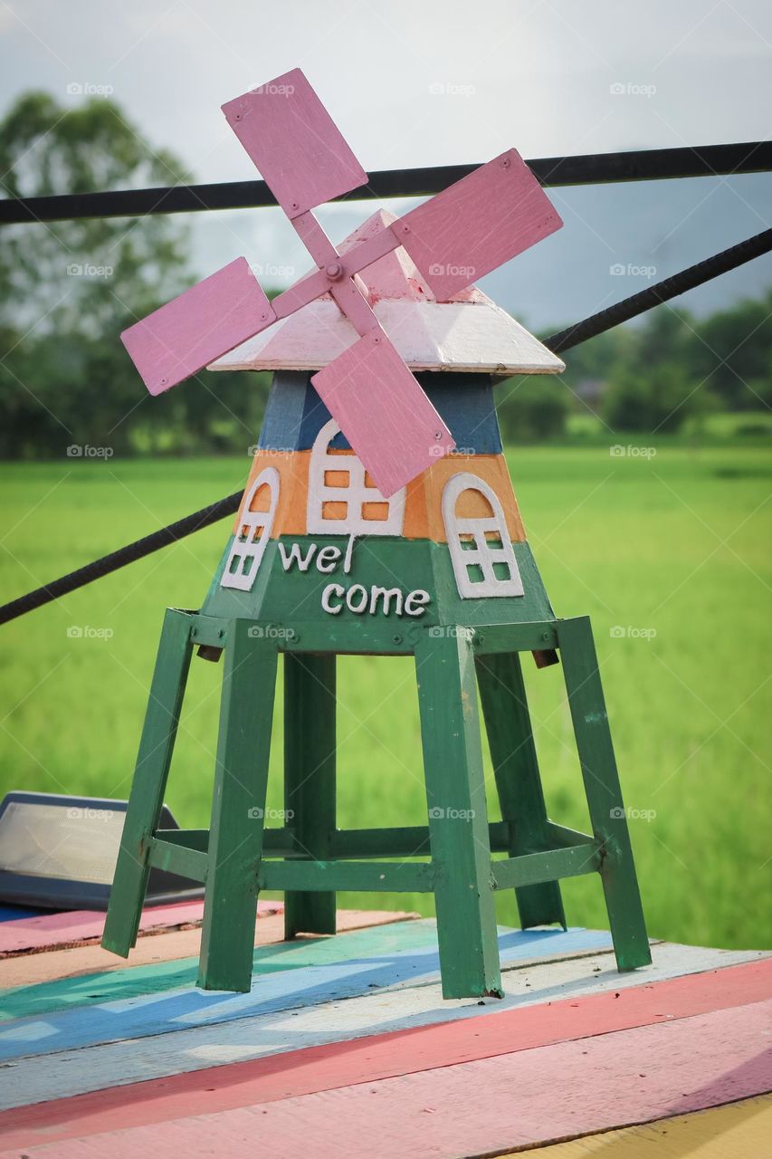 windmills for home and garden decoratives.