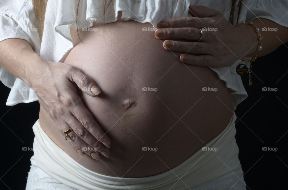 7 months pregnant 