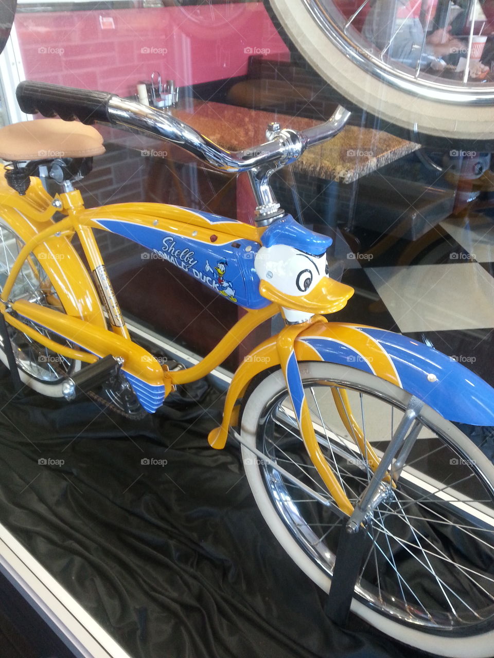 Donald Duck Bike
