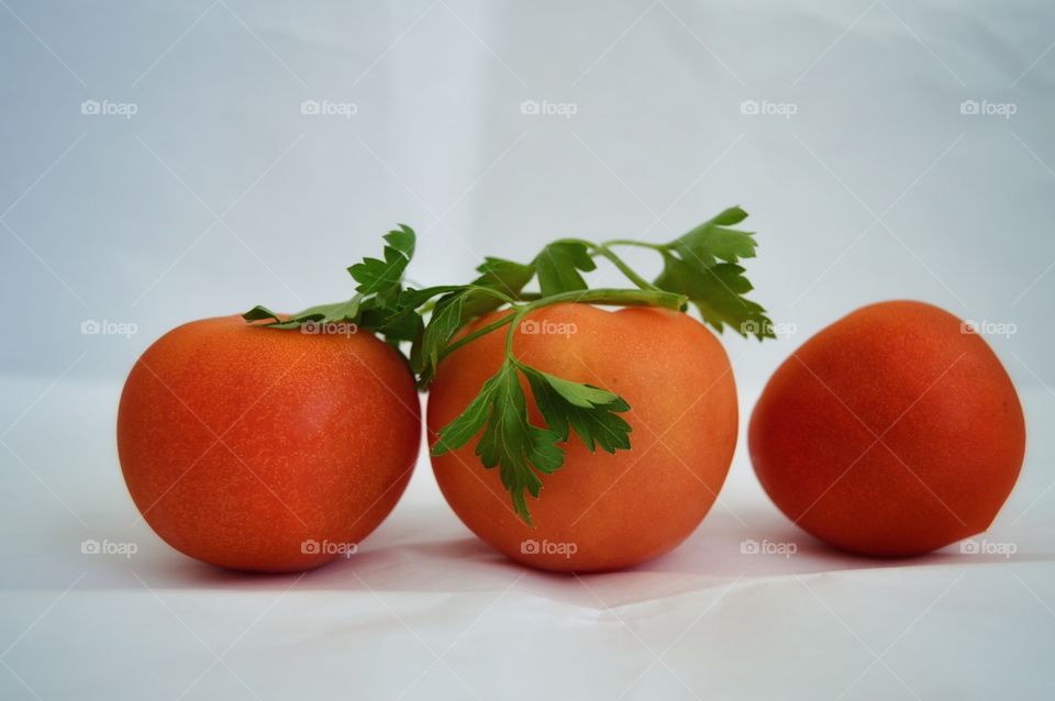 Fresh greens are a frequent guest on the table of people who monitor their health. The most tender, juicy and delicious greens are traditionally leafy parsley. It has beautiful leaves that emit a delicious spicy aroma.