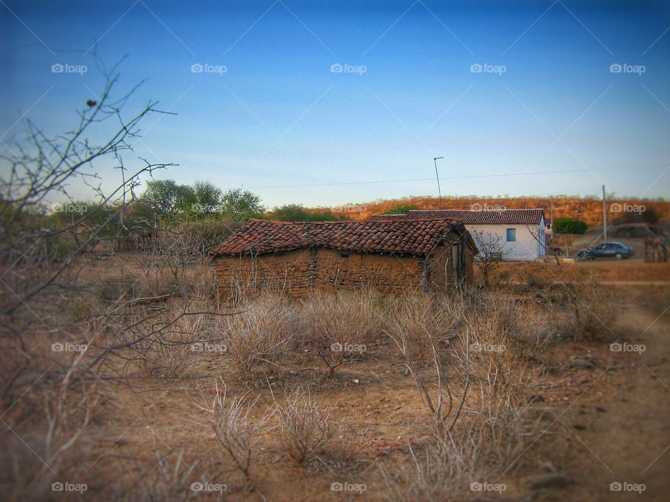 nordeste seca casa de barro agreste