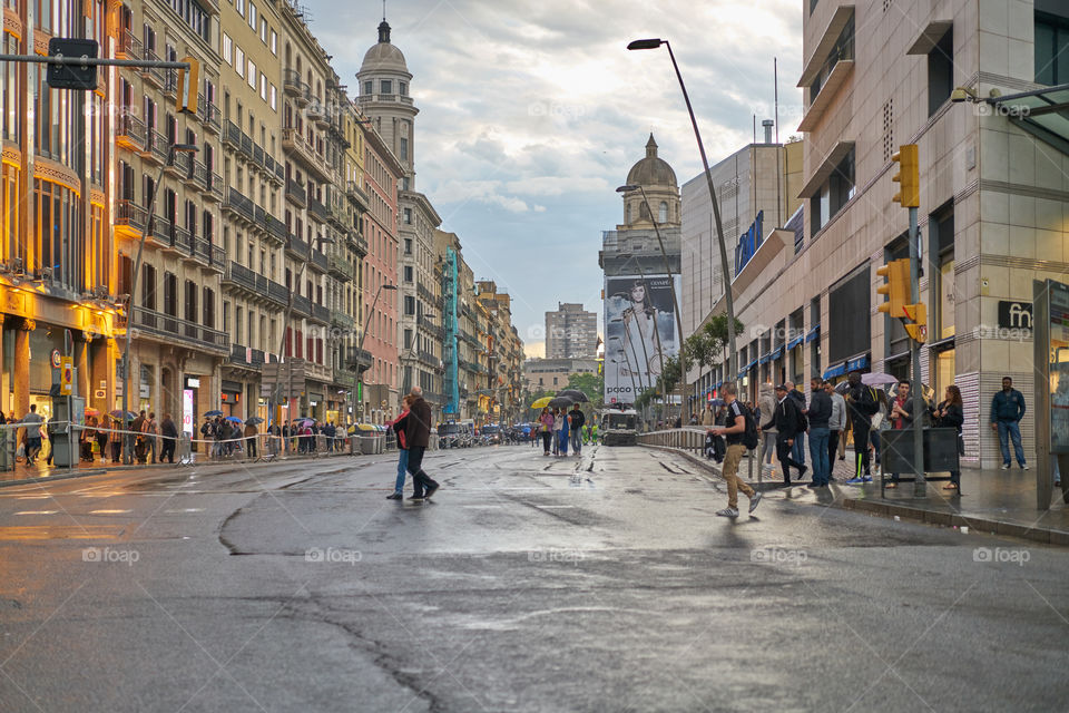 Curious view of Carrer Pelayo with no traffic. 
