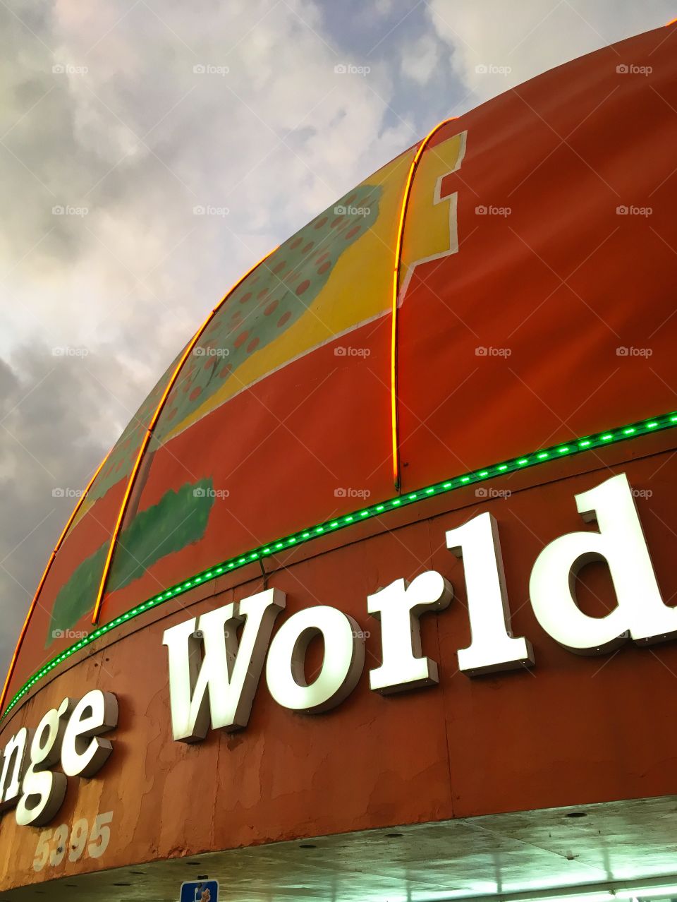Orange world - a staple in the Orlando area.  You can find all kinds of oranges there, along with other tourist items. 
