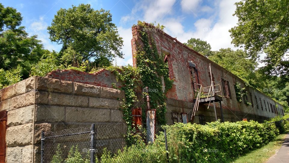 Abandoned Train Stat