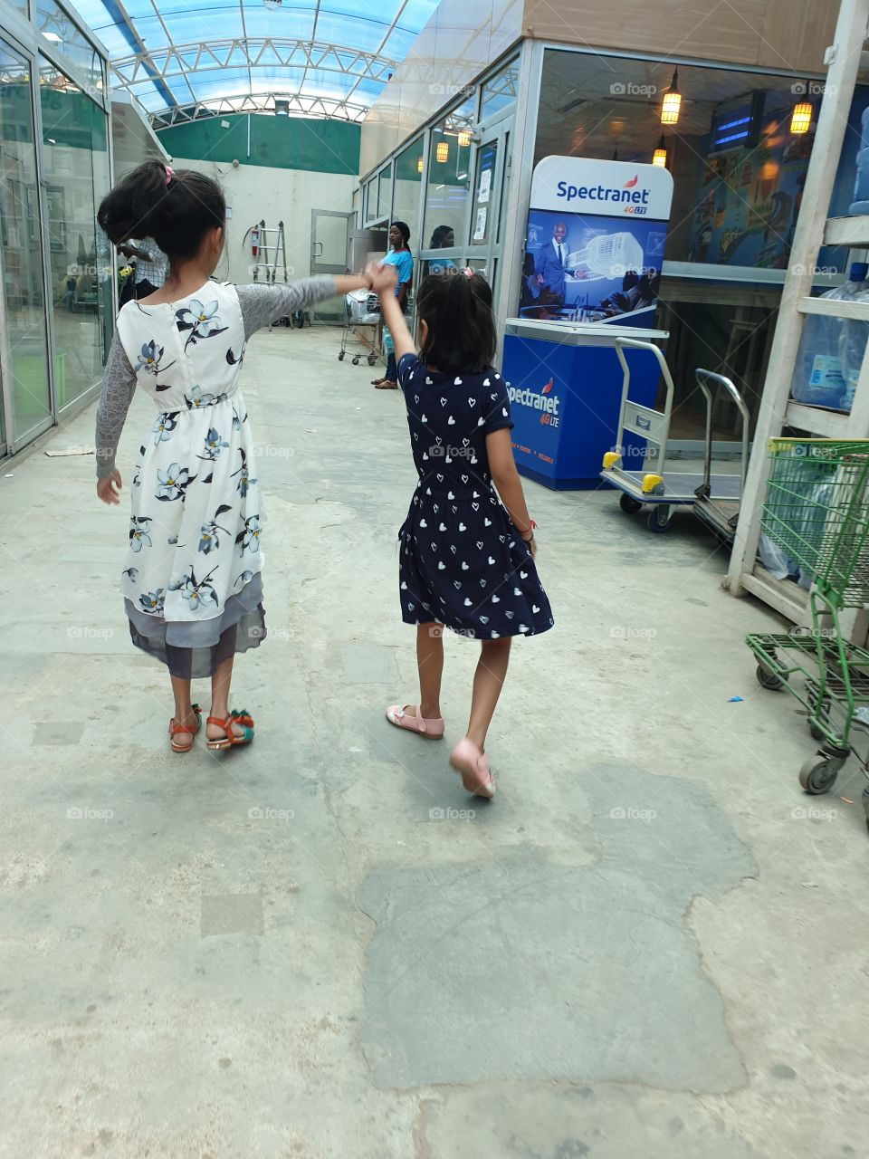 sisters joins hand on