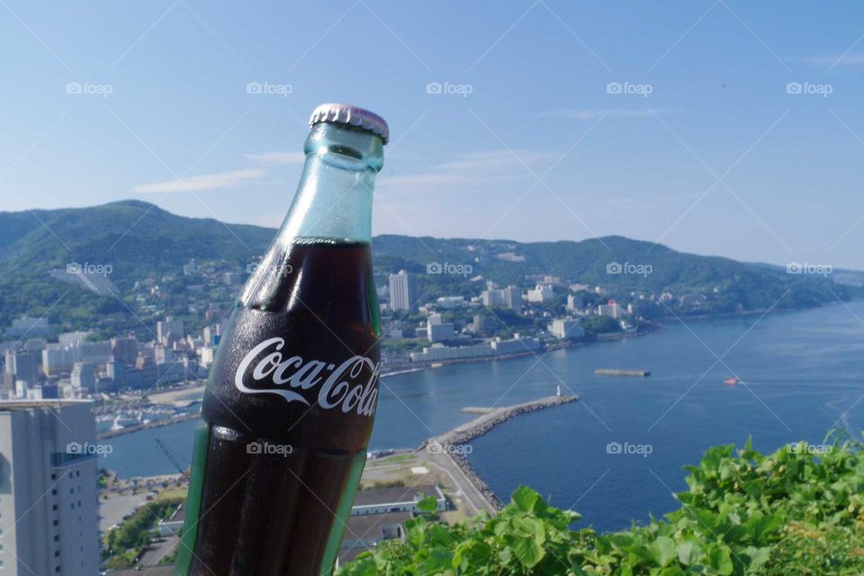 coca cola and Sea