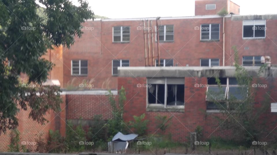 abandoned hospital in Alabama