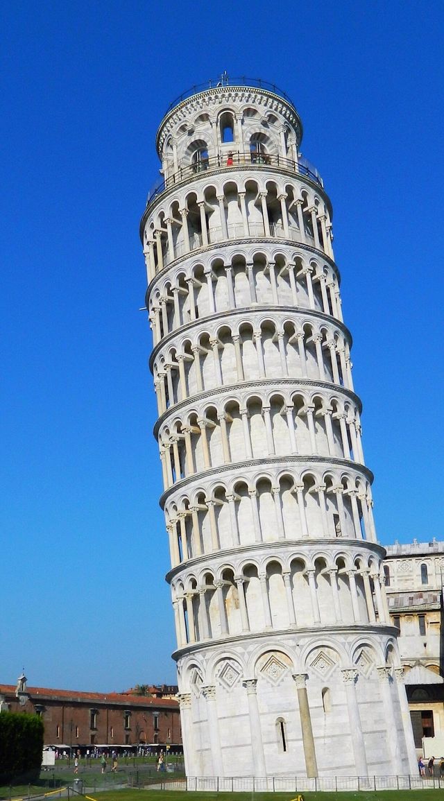 Leaning Tower of Pisa