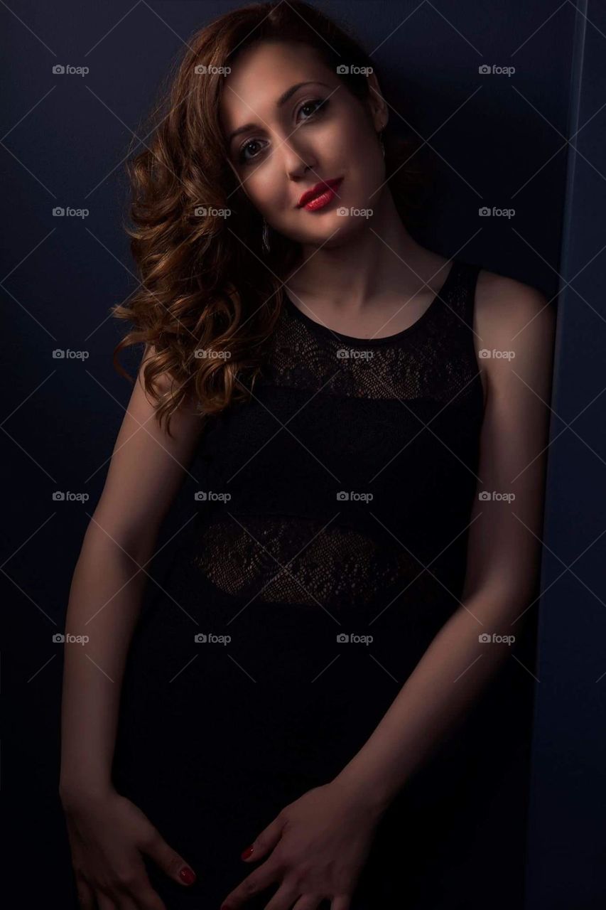 Portrait of a young woman 