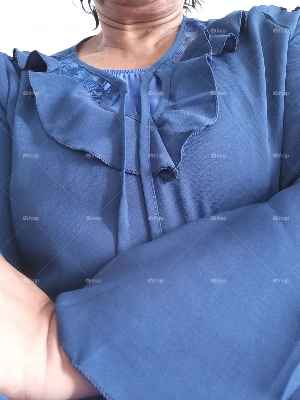 O clássico tom azul. É uma cor sólida cuja mensagem é confiança e empatia. É, um tom de azul atemporal e elegante que inspira calma, confiança, conectividade