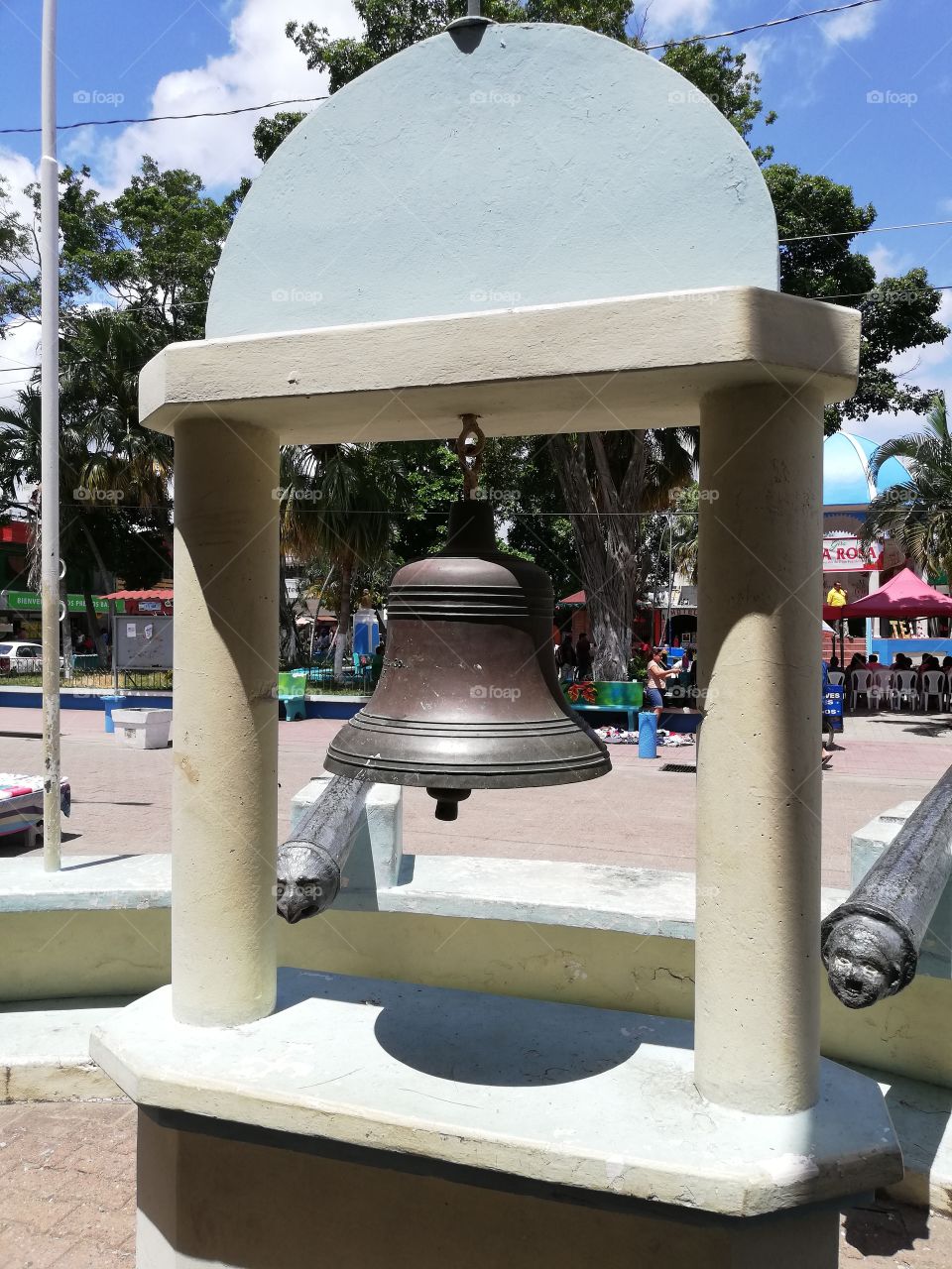 old bell and canons central park, Tela, Honduras