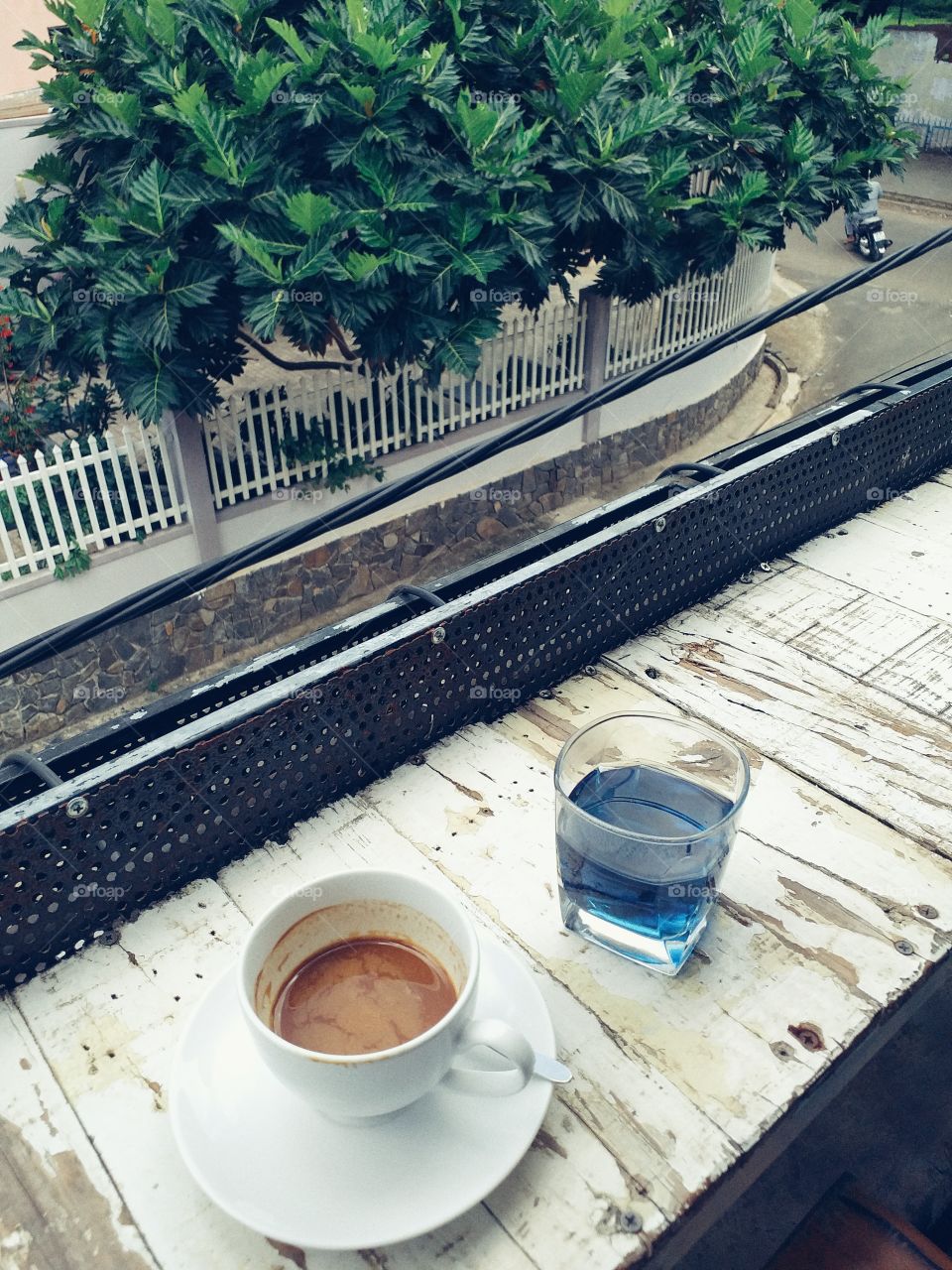 Coffee and butterfly pea tea.