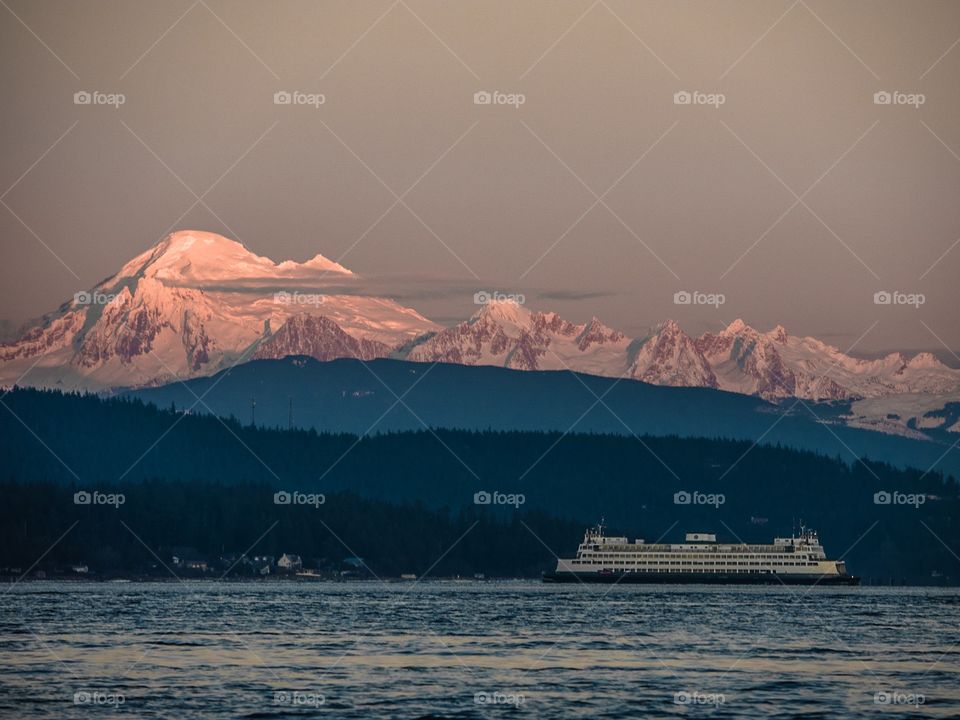 Puget Sound volcano and ferry