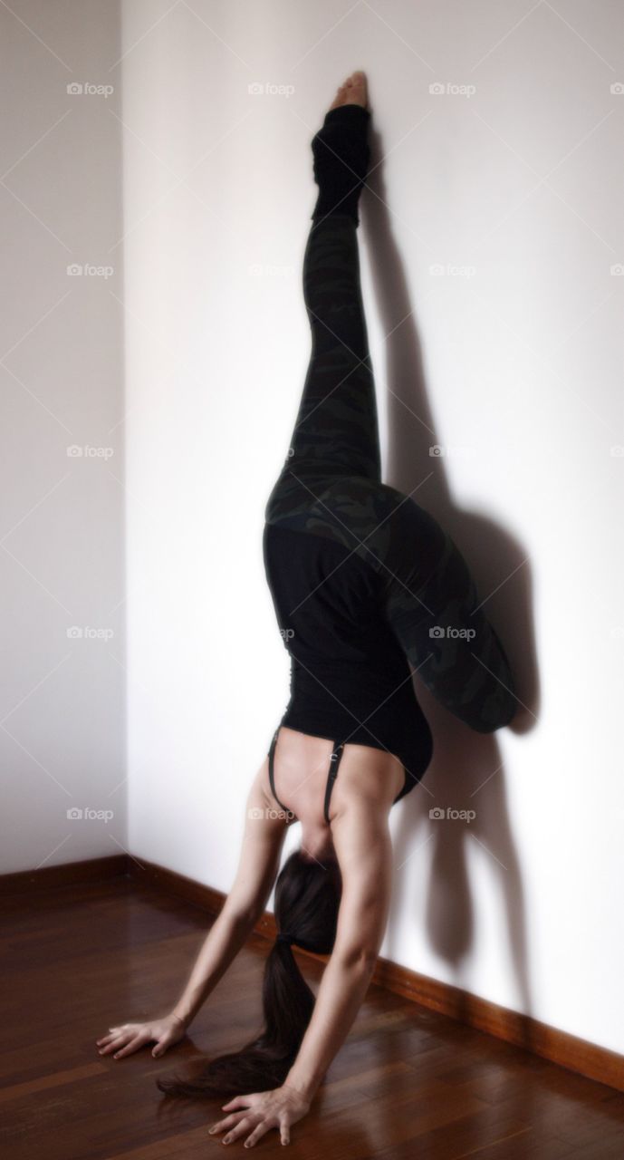 Yoga variation handstand