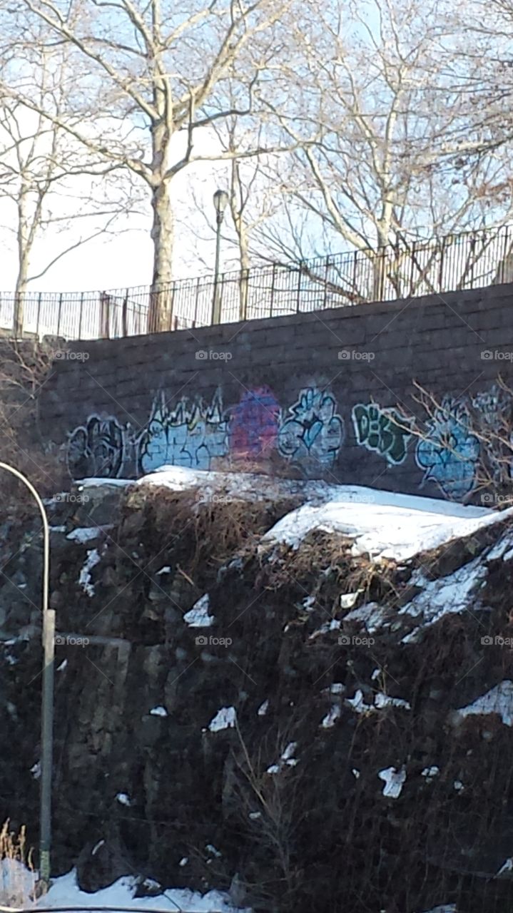 graffiti. graffiti in the bronx