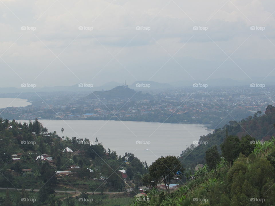 between Rwanda and DRC