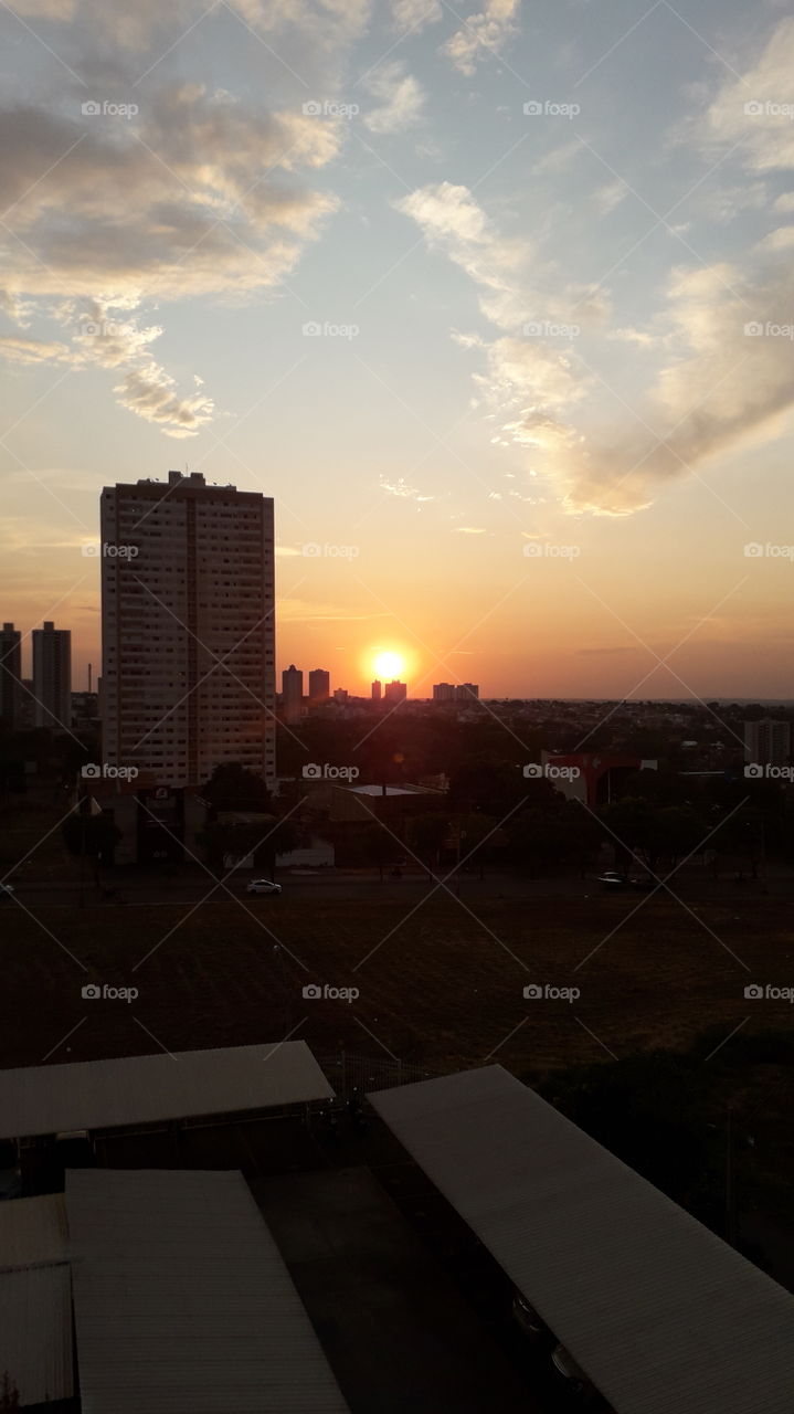 Pôr-do-sol