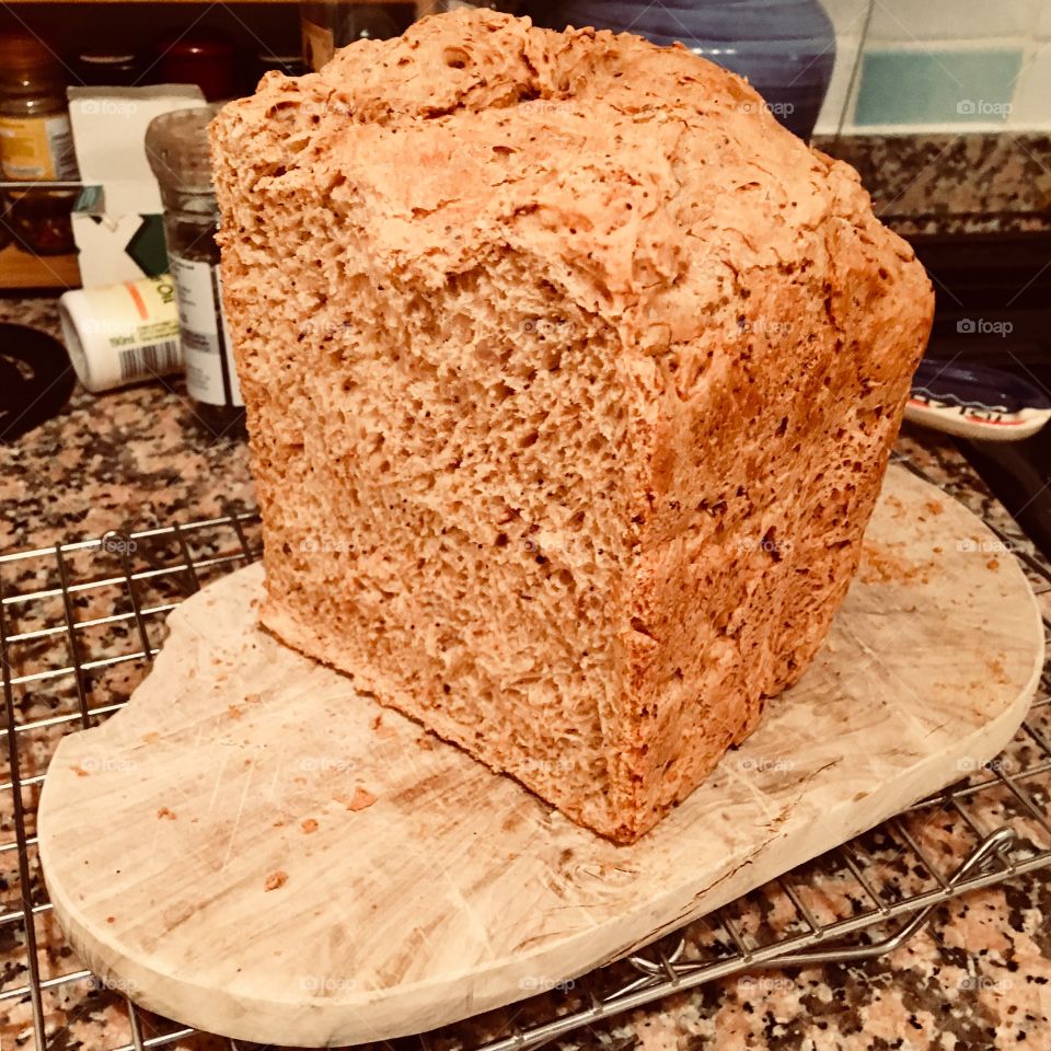 Debut of our home-made bread, texture, lines and all the senses. First Beautiful loaf of many 