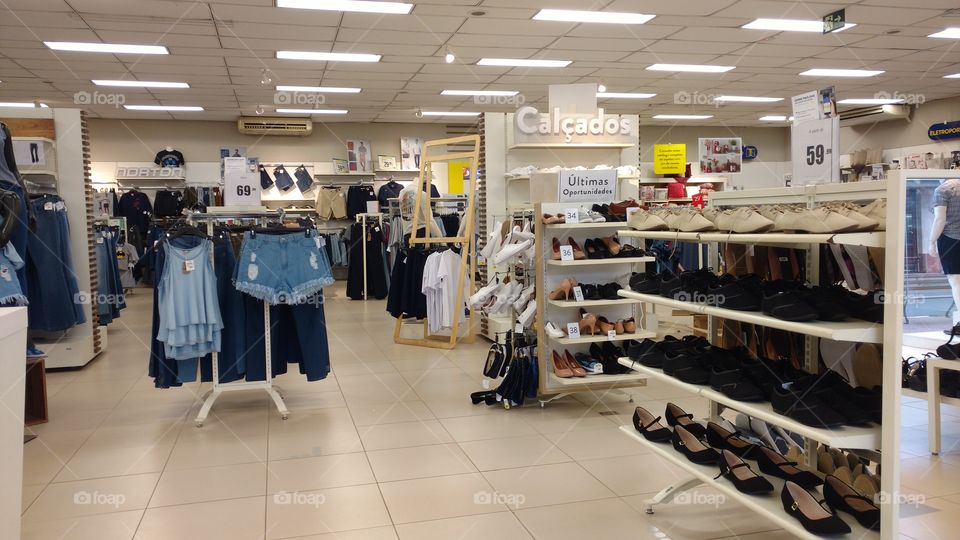 Comercio, Loja, roupas, eletrônicos e eletro domésticos, Grife, Estoque, fashion, luxo