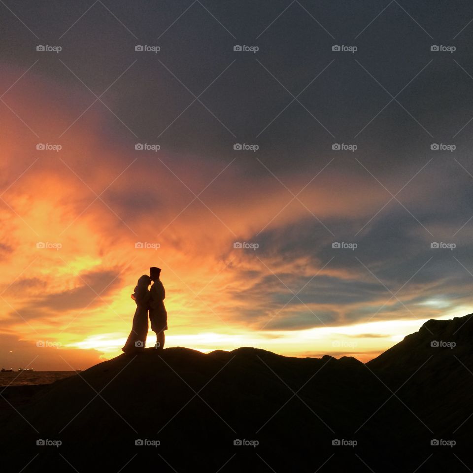 The Love Infront Light