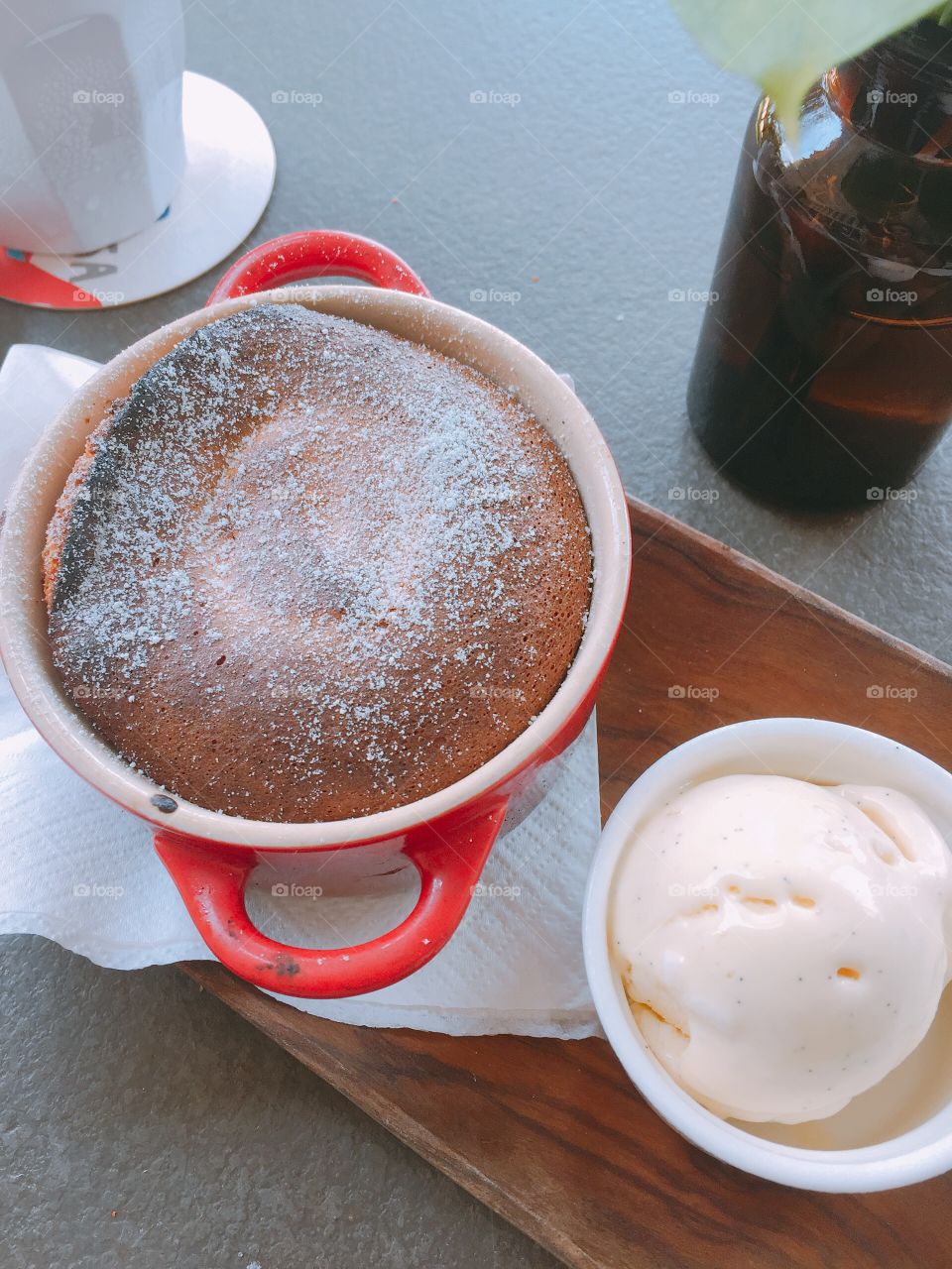 Pistachio soufflé with vanilla ice cream