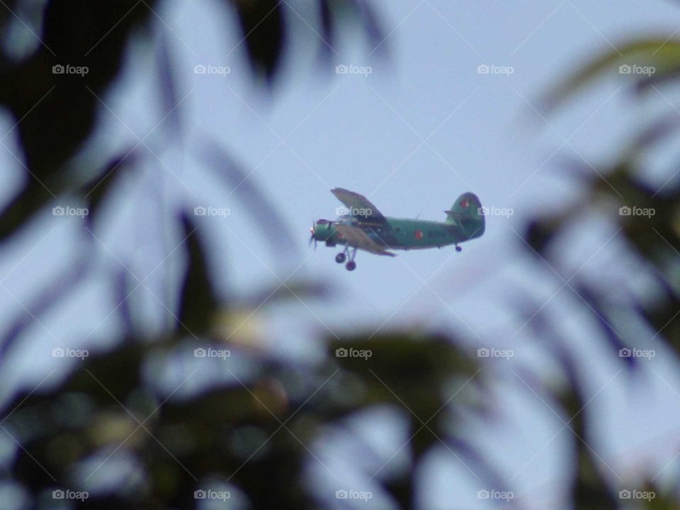 Doppeldecker am Himmel