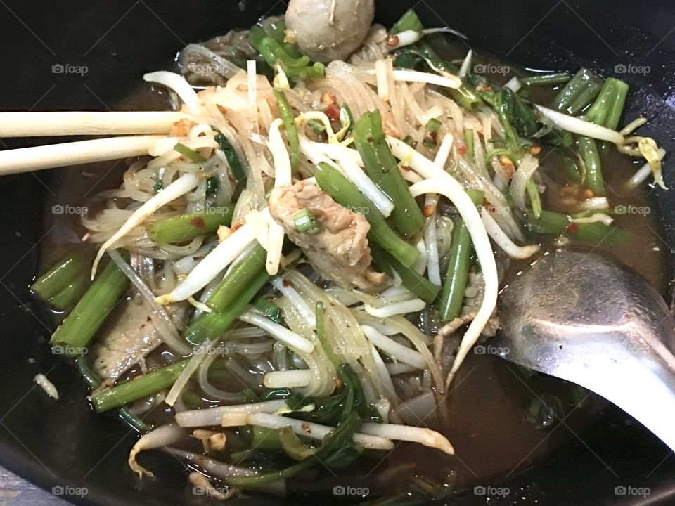 Thai noodle so delicious and spicy, yummy