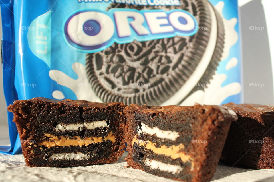 oreo cookie brownies