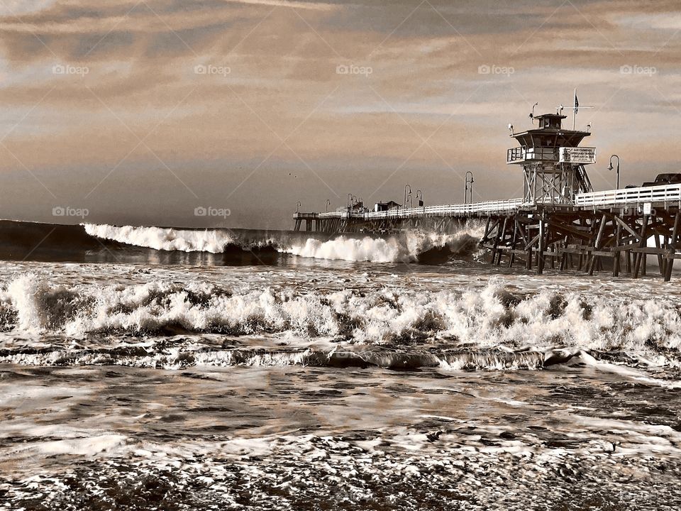 Foap Mission Black and White! Huge Waves Crashing On The Pier Along The Southern California Coastline!