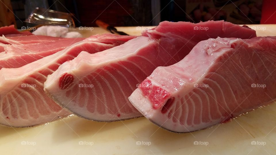 Tuna Toro cut