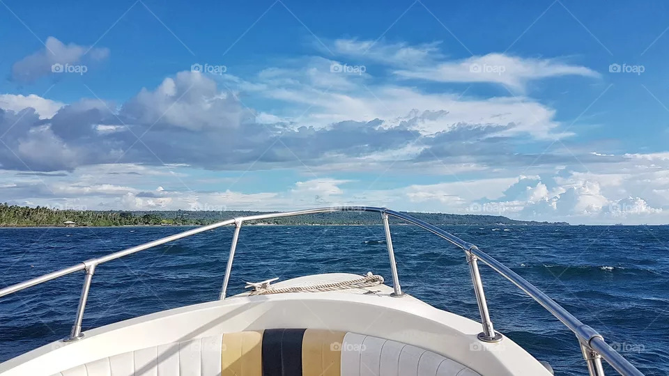 yatch