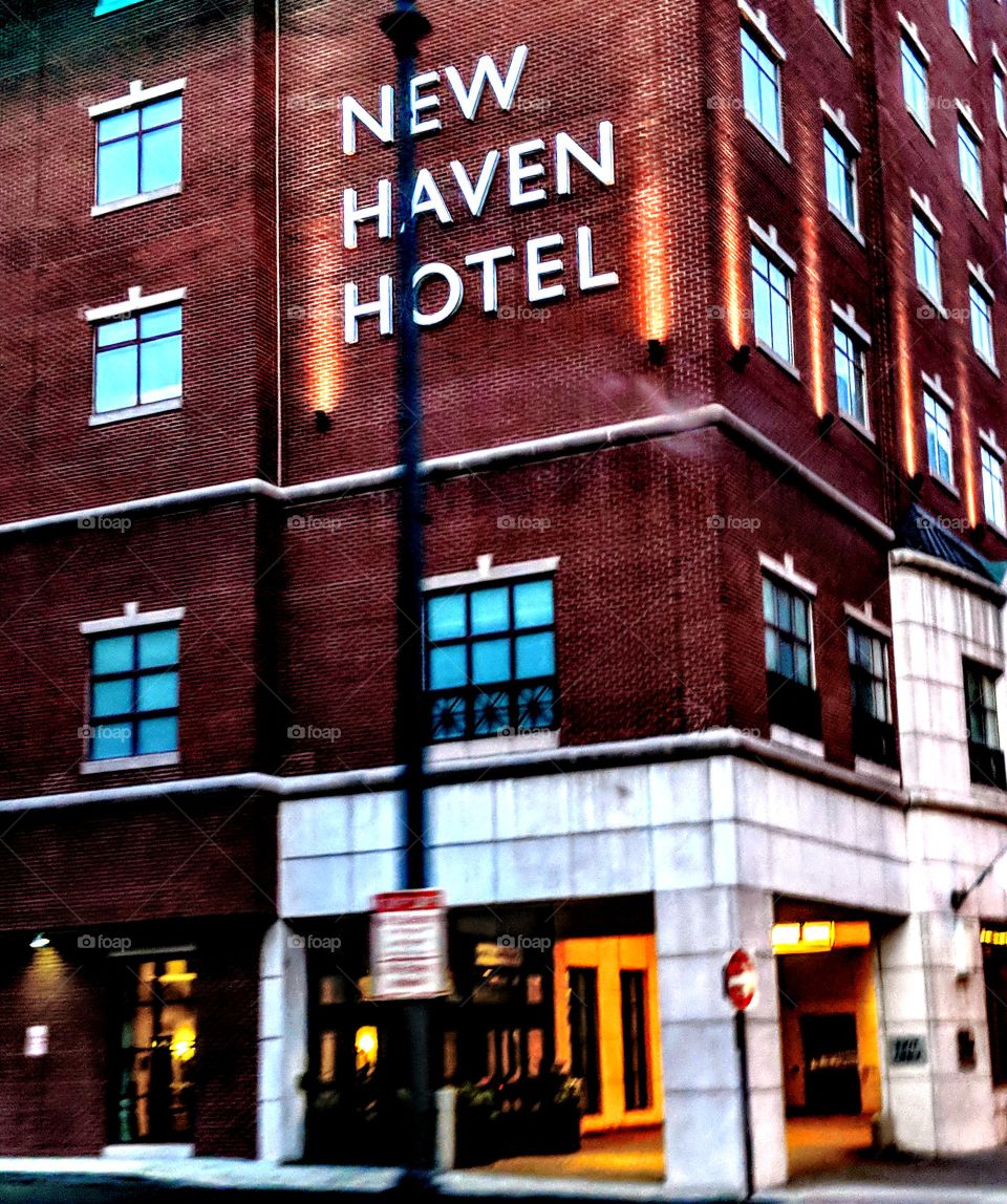 the name says it all. warmer colors in the PM hours.