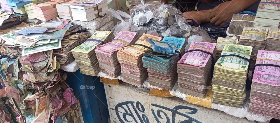 Money💷💶💵💰