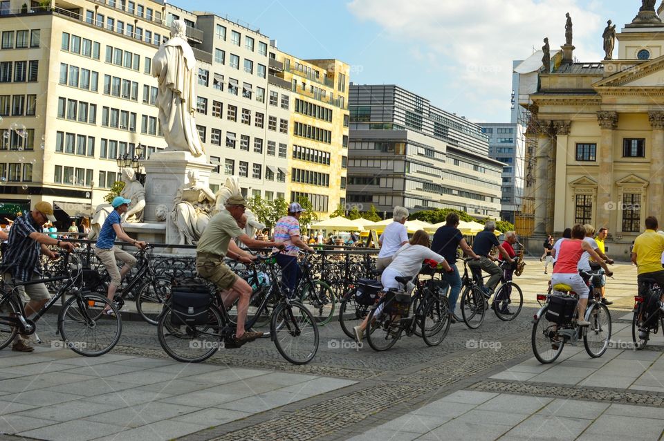Berlin: biking toursin Berlin and enjoying the hot summen 