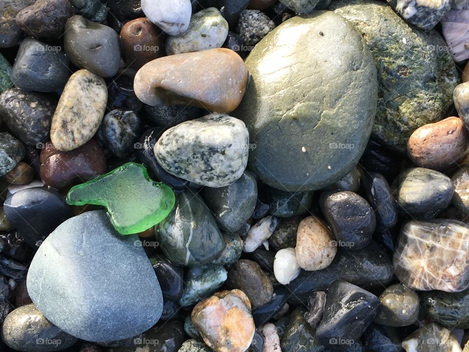 Collectibles Mission, Beach Glass in its natural environment!