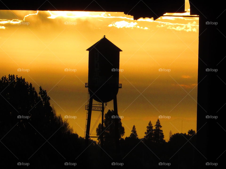 silhouette Watertower