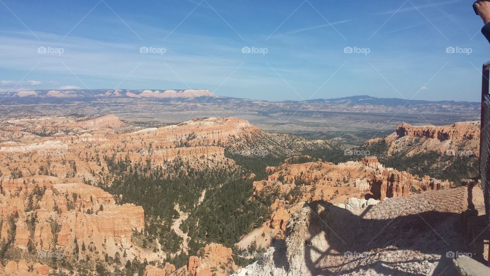 Bryce Canyon in the distance