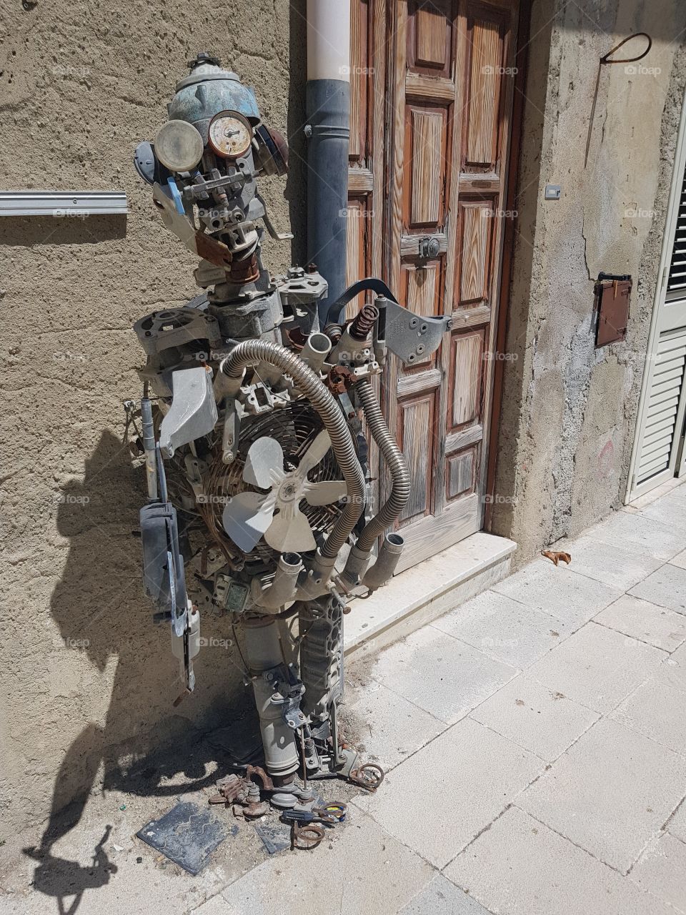 Il robot, very funny 😁😁😁😉😉😉😉🌞🌞🌞🌞