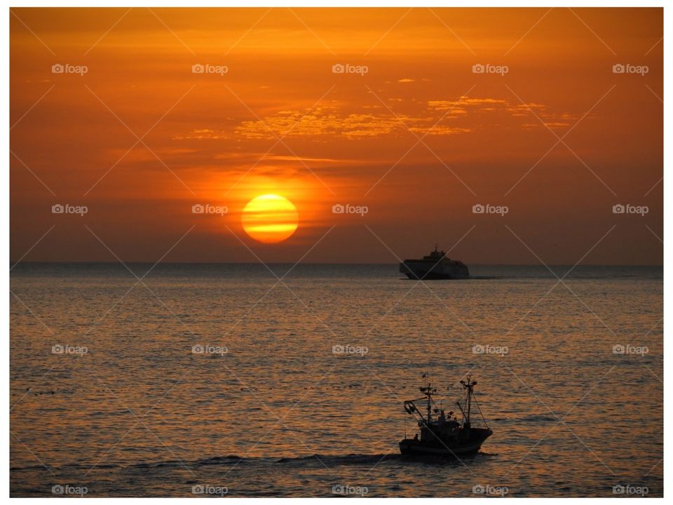 Sunsetship