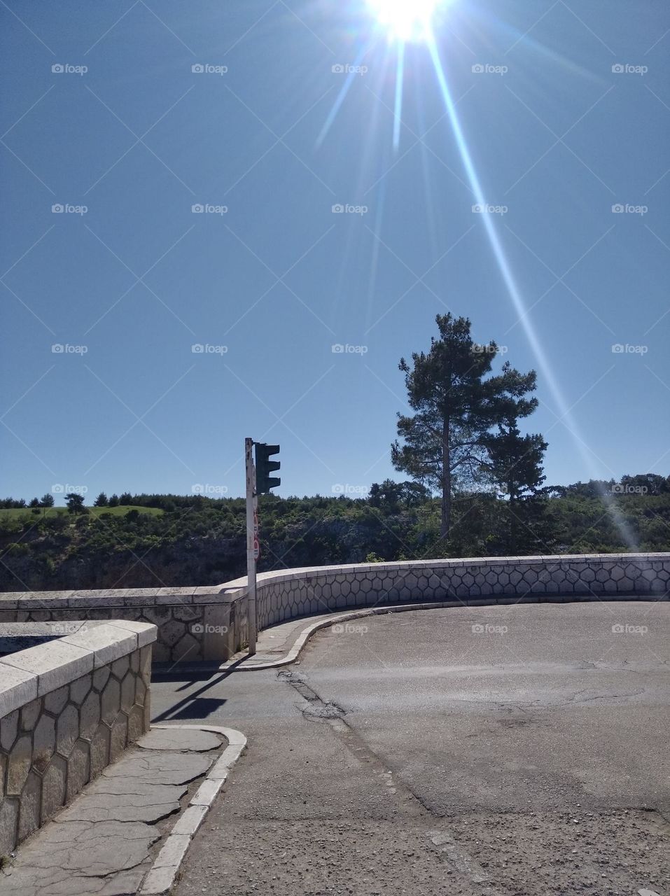 One way traffic light!