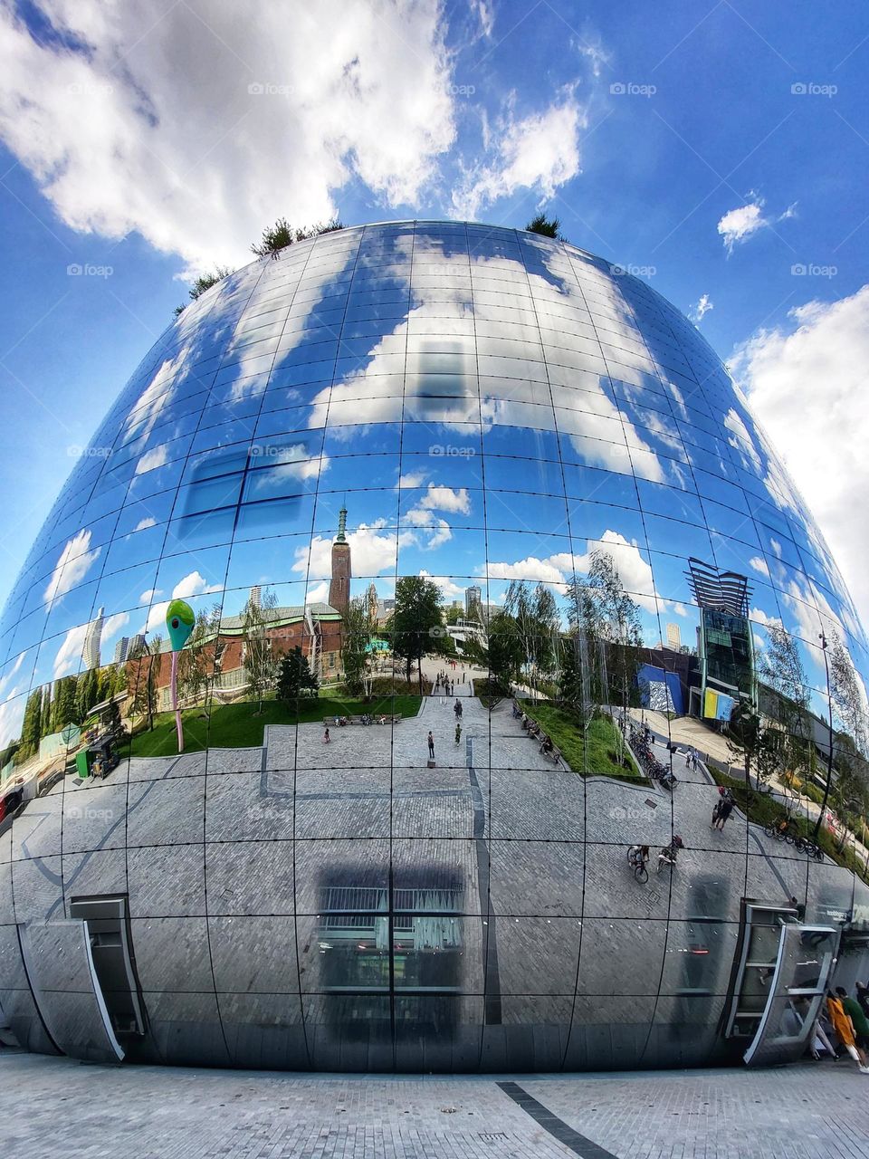 The world's first publicy accesible art storage facility is called Boijmans Depot in Rotterdam.