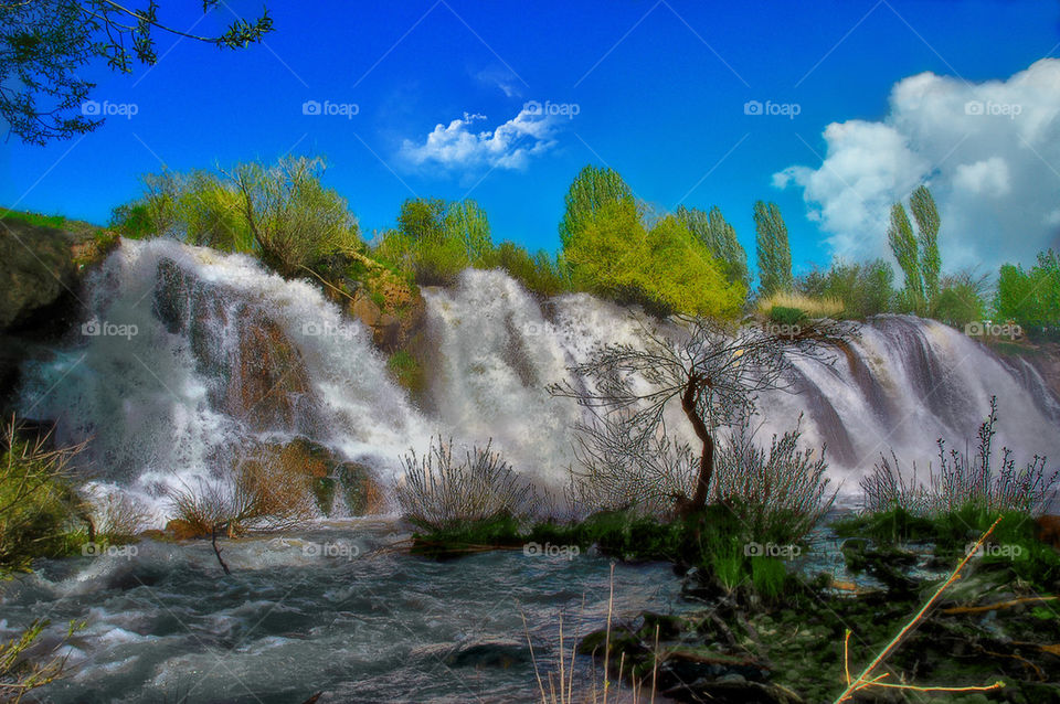 Muradiye Waterfalls