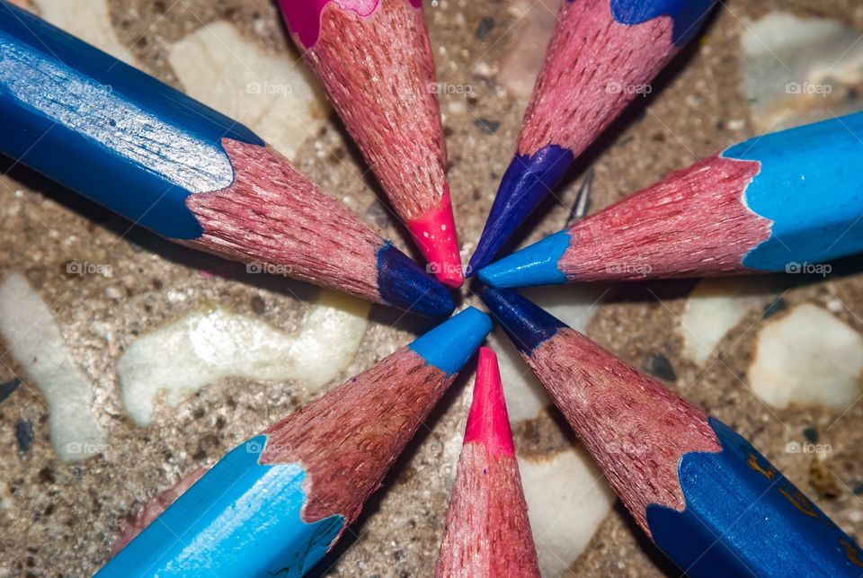 Multi colored pencils in a circle