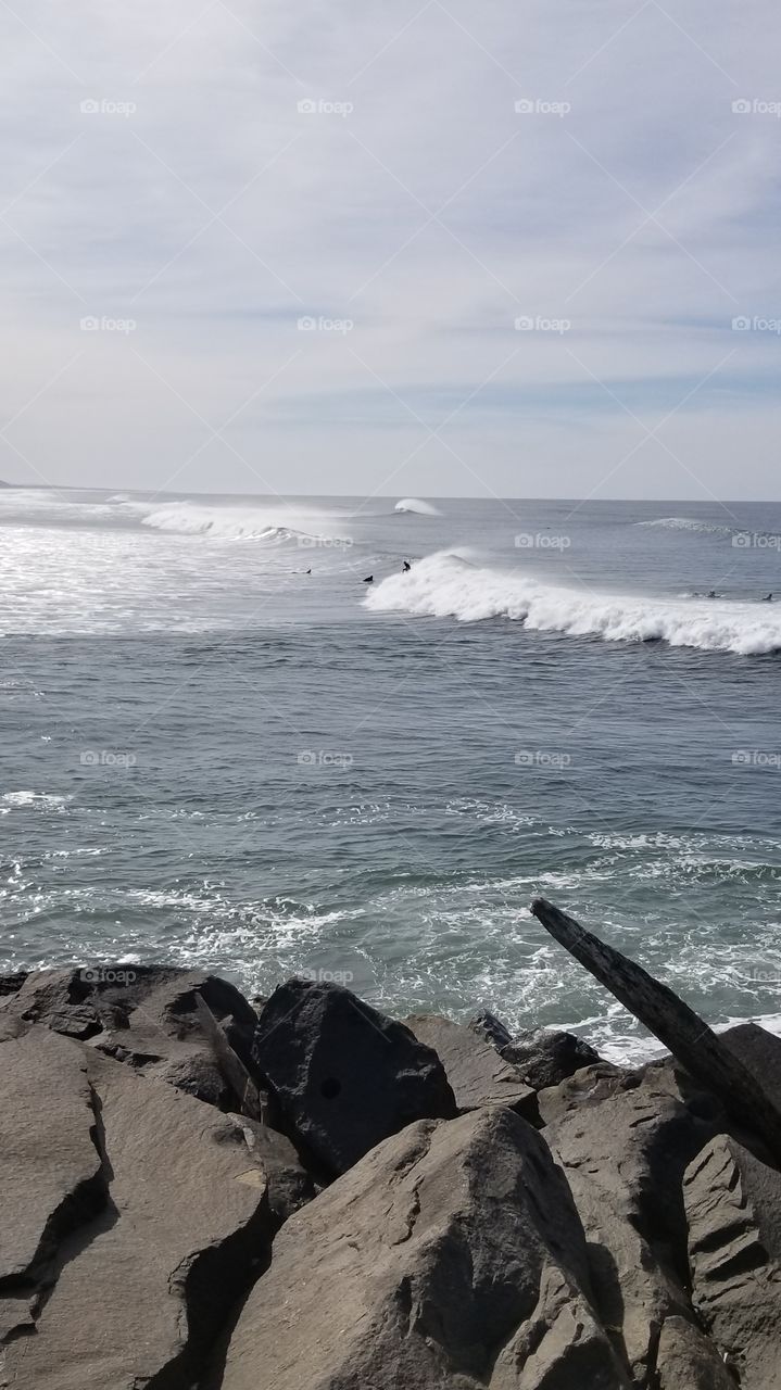 Surfers Vs Waves