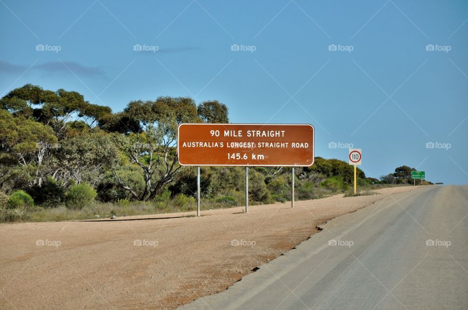 Travelling along the Nullarbor 