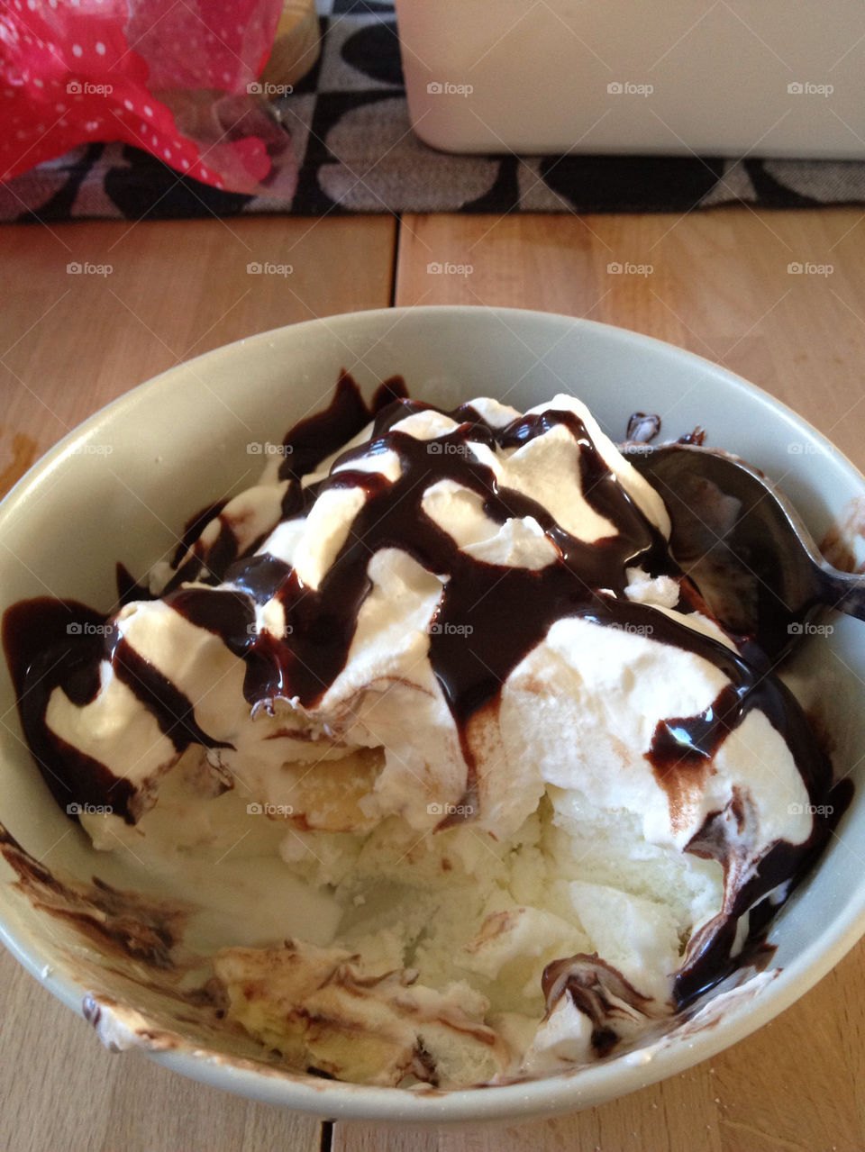sweden cream chocolate dessert by casperlo