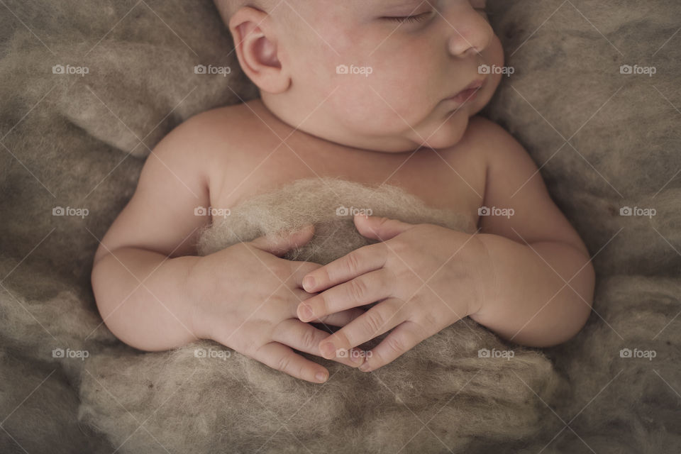 Sleeping newborn 